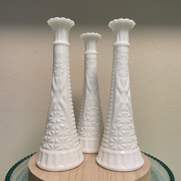 Accents Vintage Milk Glass Tall Vases Poshmark
